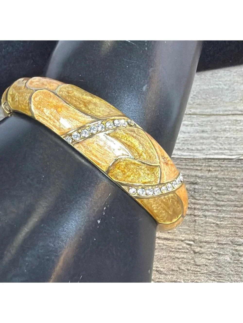 VTG Art Deco Enamel Gold Tone Hinged Bangle Rhinestone Clamper Retro Bracelet - Picture 4 of 16